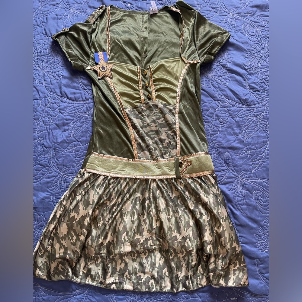 Women’s Sheriff Costume
